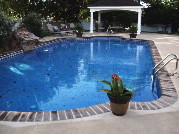 Pool Caulk Joint Repair in Northern NJ.